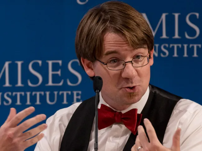 Lucas Engelhardt at Mises University 2022